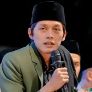 Gaya Hidup Gus Iqdam Jadi Sorotan, Ini Penjelasannya