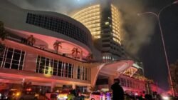 Kebakaran Besar Terjadi di Big Mall Samarinda, Sistem Keamanan Diduga Tak Berfungsi
