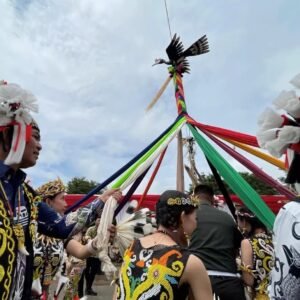 Warga Pampang Terus Lestarikan Budaya Dayak, Harap Infrastruktur Ditingkatkan