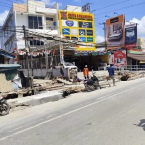 Proyek Drainase di Jalan Suryanata Disorot DPRD Samarinda karena Minim Rambu Keselamatan